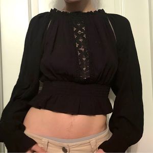 Flowy long sleeve blouse can wear off the shoulder with open middle with ruffles